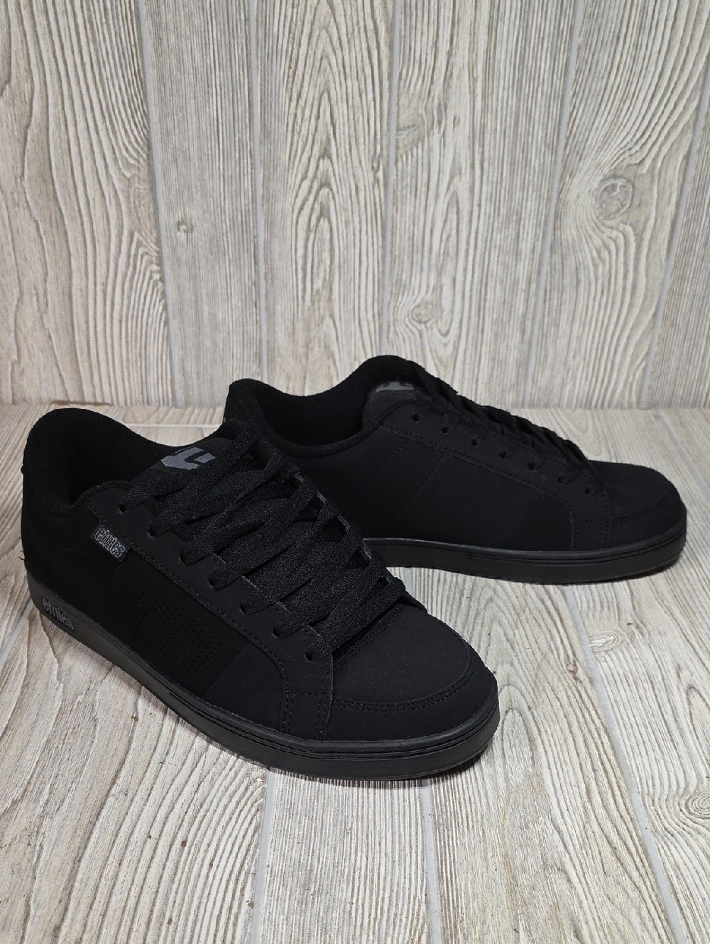 Etnies Kingpin Triple Black Skate Shoes Mens Size 11.5